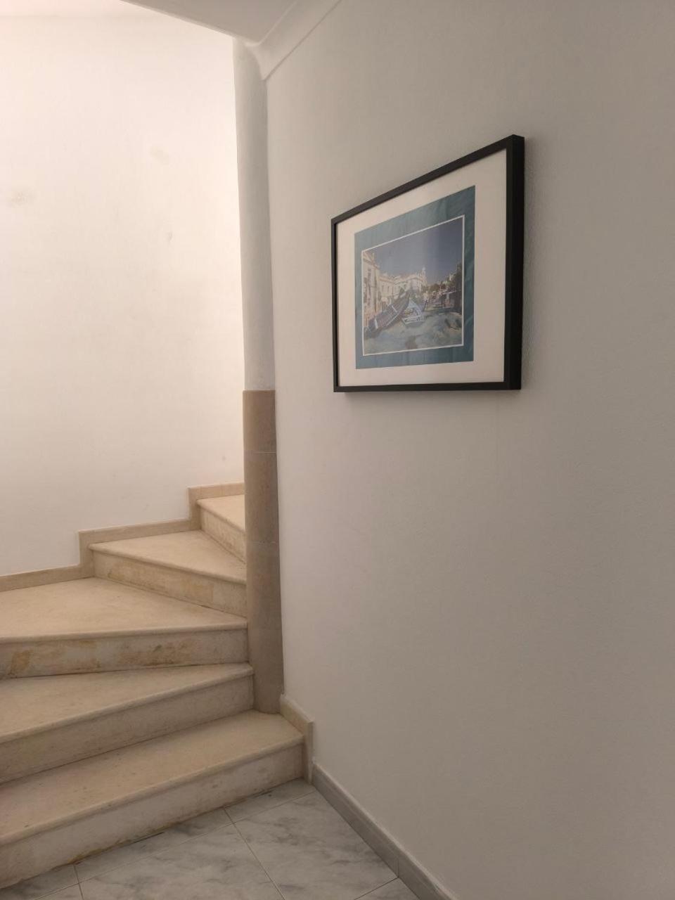 Best Rooming House Portimao Luaran gambar