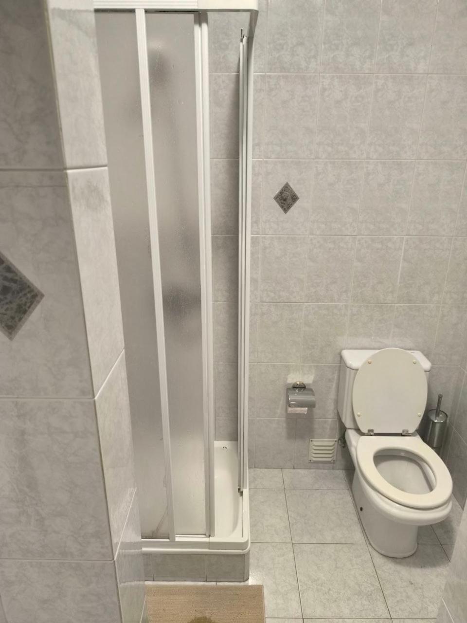 Best Rooming House Portimao Luaran gambar