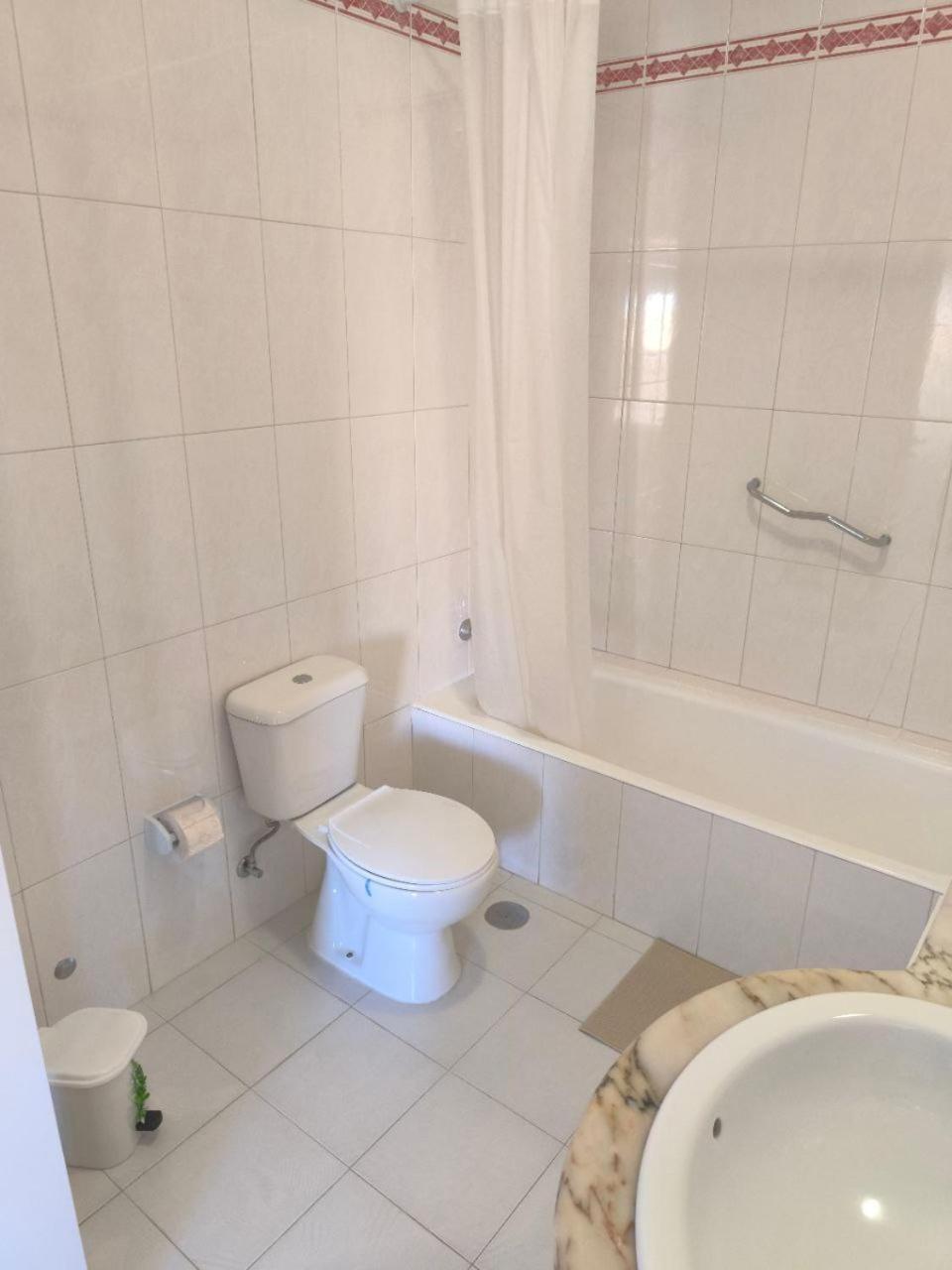 Best Rooming House Portimao Luaran gambar